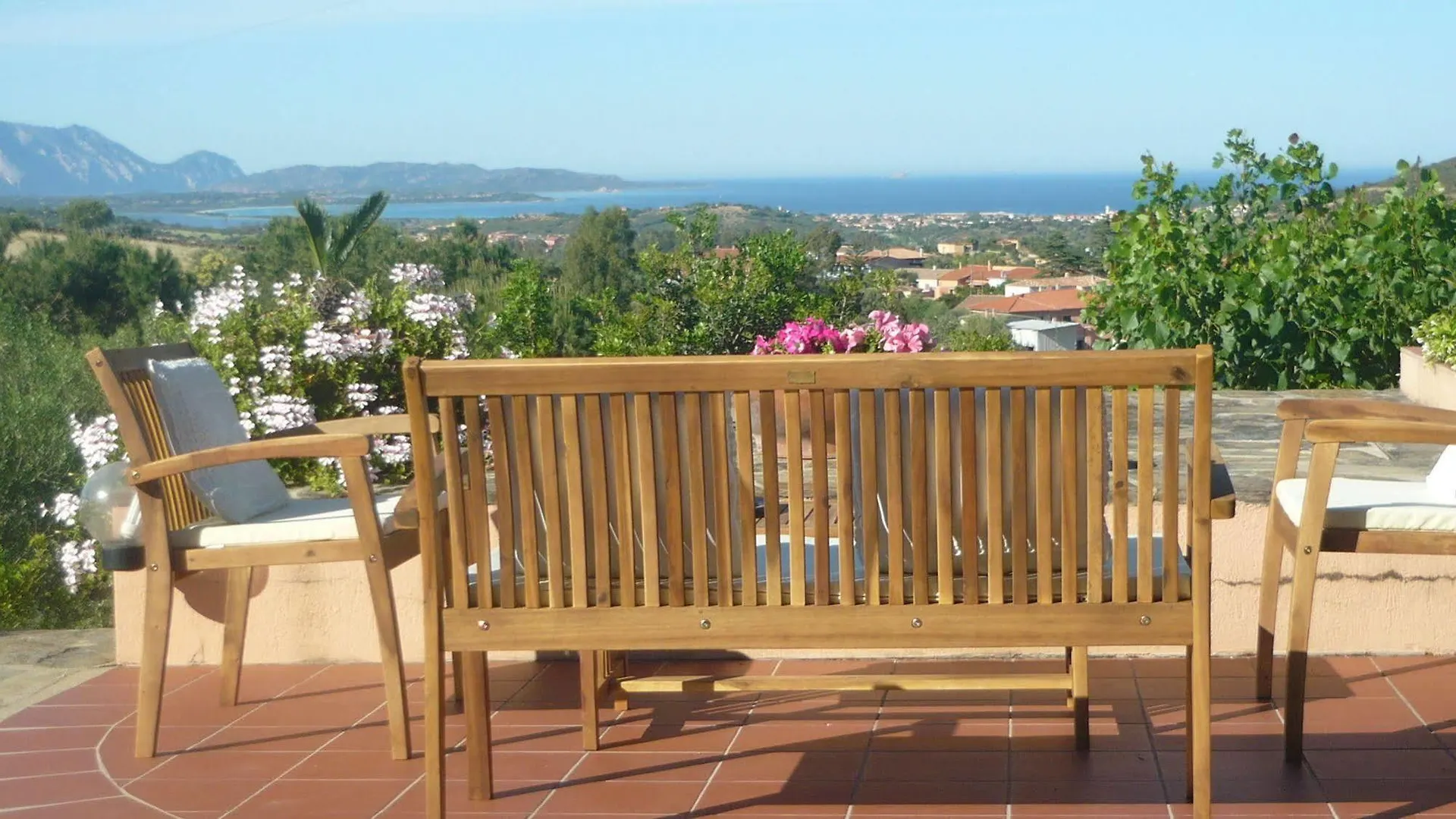 Li Muntigeddi B&B San Teodoro  San Teodoro (Sardinia)