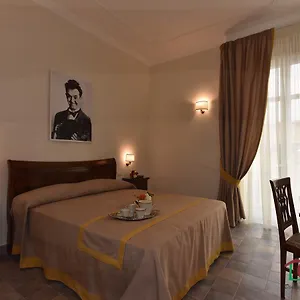 Frühstückspension Dimora Conte Di Ruvo