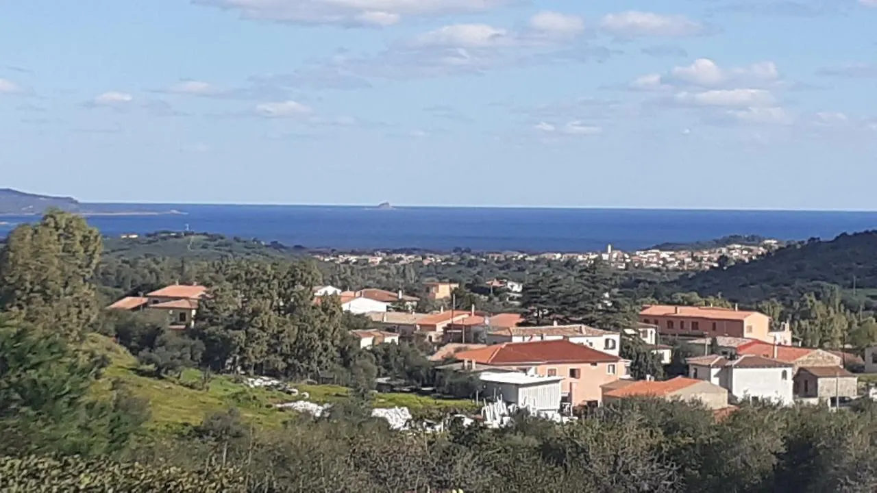 Affittacamere Li Muntigeddi B&B San Teodoro