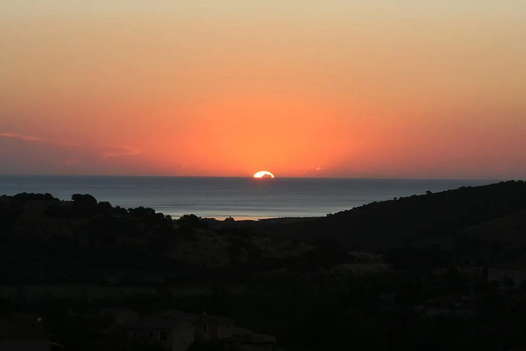 Affittacamere Li Muntigeddi B&B San Teodoro