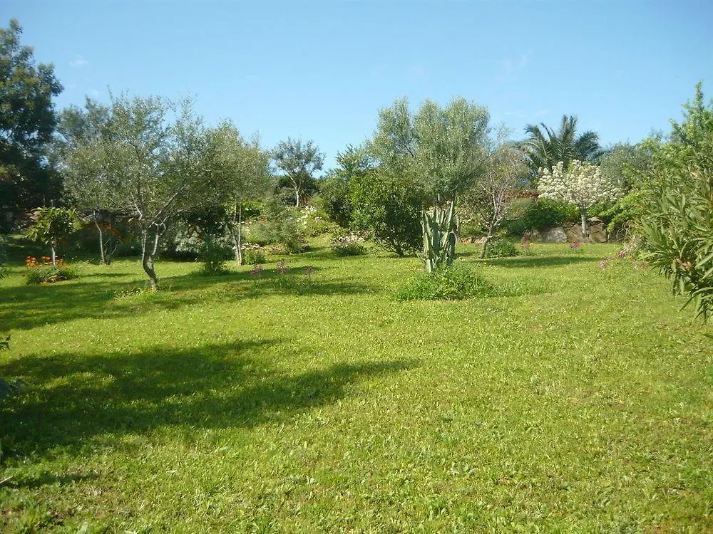 Li Muntigeddi B&B San Teodoro