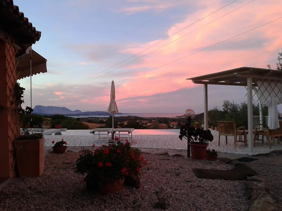Li Muntigeddi B&B San Teodoro  Affittacamere San Teodoro (Sardinia)