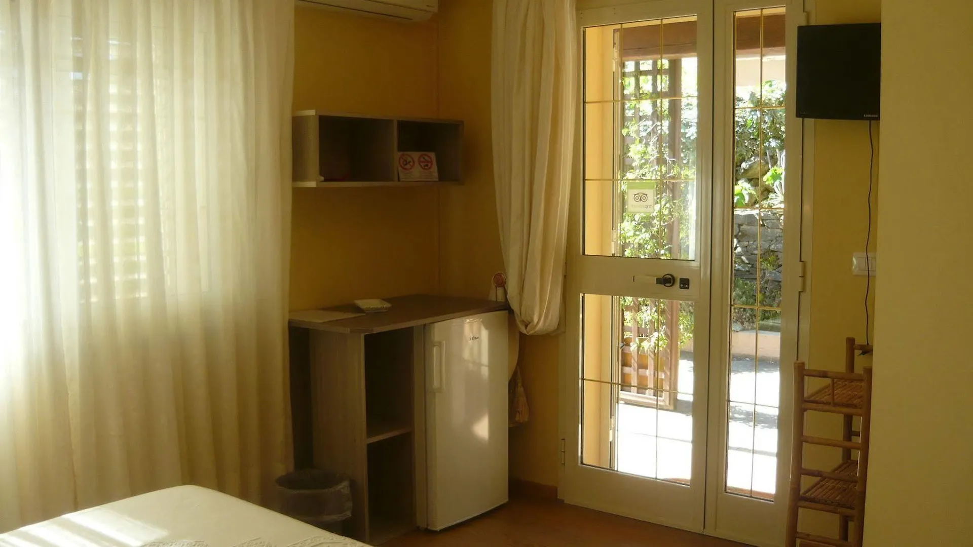 *** Affittacamere Li Muntigeddi B&B San Teodoro  Italia